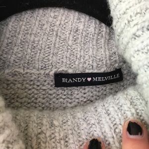 Brandy turtleneck